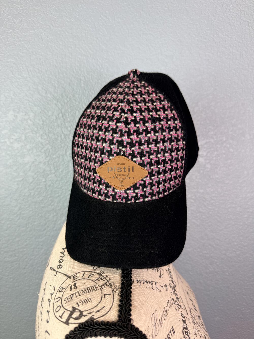 Pistil Hat Cap Strap Back One Size Black Houndstooth Tweed Wool Lined Womens